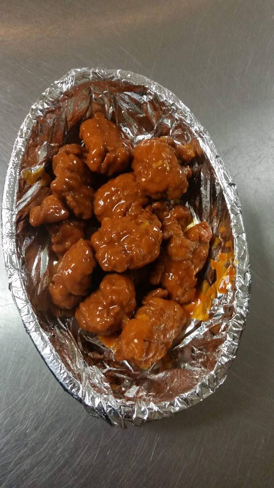Wings Express Reloaded | restaurant | 119 N Main St, Hubbard, OH 44425, USA | 3305348011 OR +1 330-534-8011
