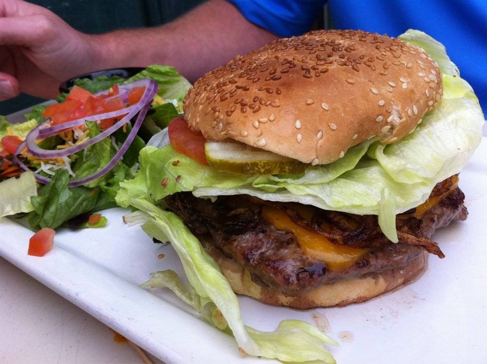 Barnacles Bar & Grill | restaurant | 837 Hermosa Ave, Hermosa Beach, CA 90254, USA | 3107989064 OR +1 310-798-9064