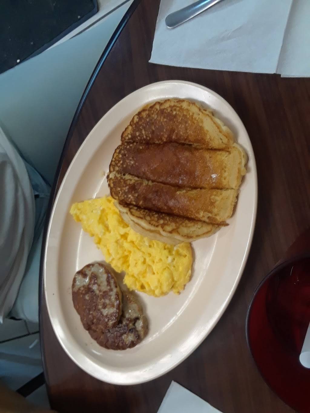 Joes Grill | restaurant | 5102 S Racine Ave, Chicago, IL 60609, USA | 7735483173 OR +1 773-548-3173