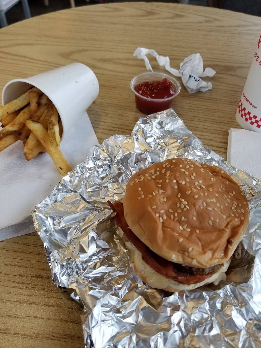 Five Guys | meal takeaway | 1661 Carl D. Silver Parkway, Fredericksburg, VA 22401, USA | 5407869496 OR +1 540-786-9496
