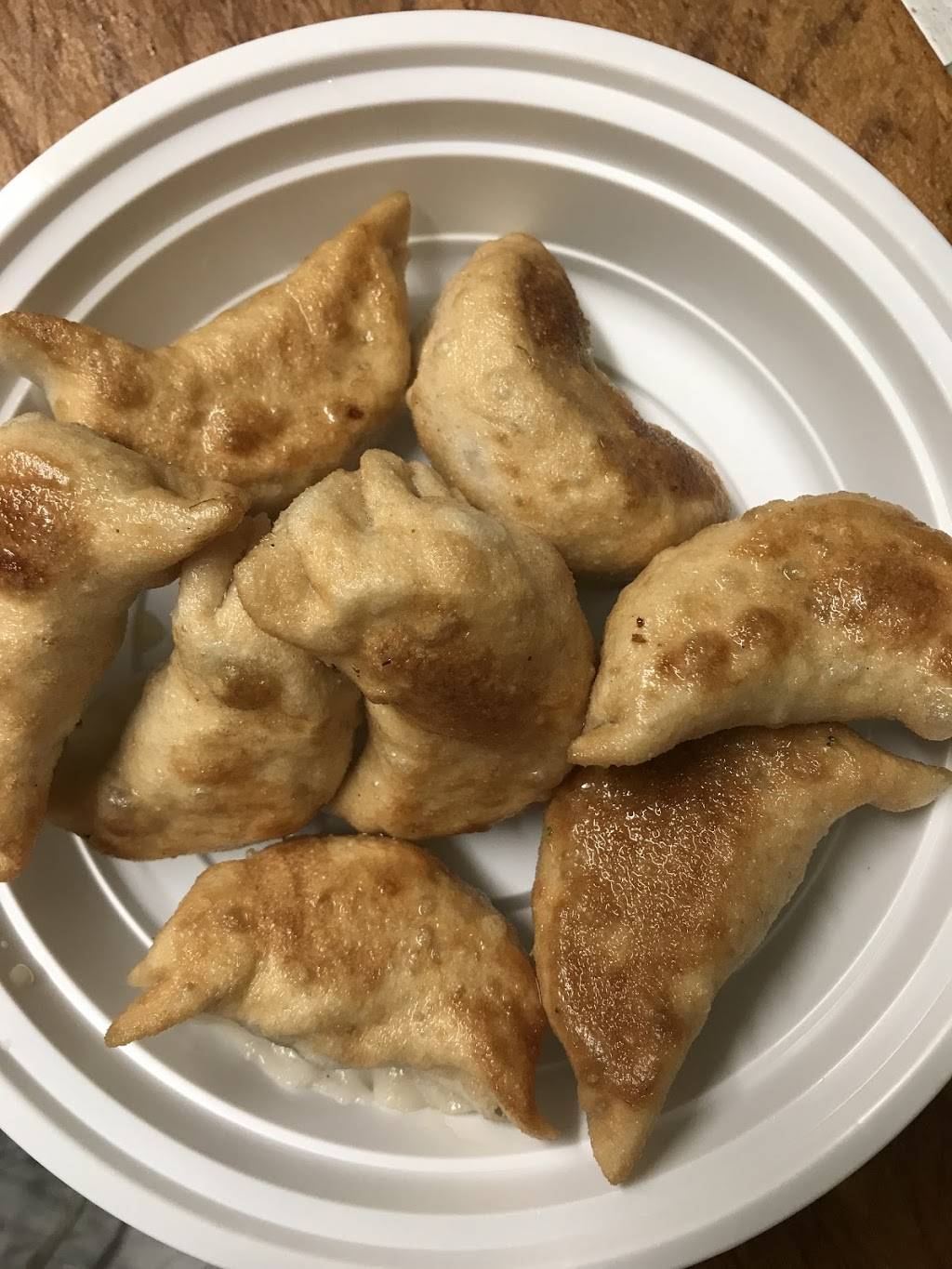 Amiga Chinese Restaurant | restaurant | 139 Bloomfield Ave, Newark, NJ 07104, USA | 9734856333 OR +1 973-485-6333