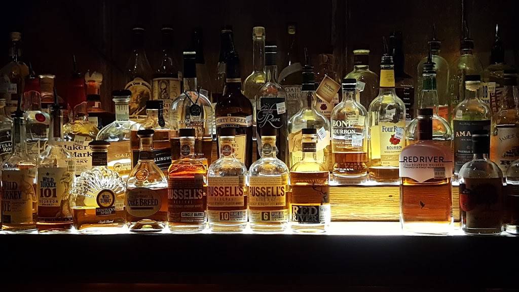 Shiners Saloon | restaurant | 422 Congress Ave D, Austin, TX 78701, USA | 5124484600 OR +1 512-448-4600