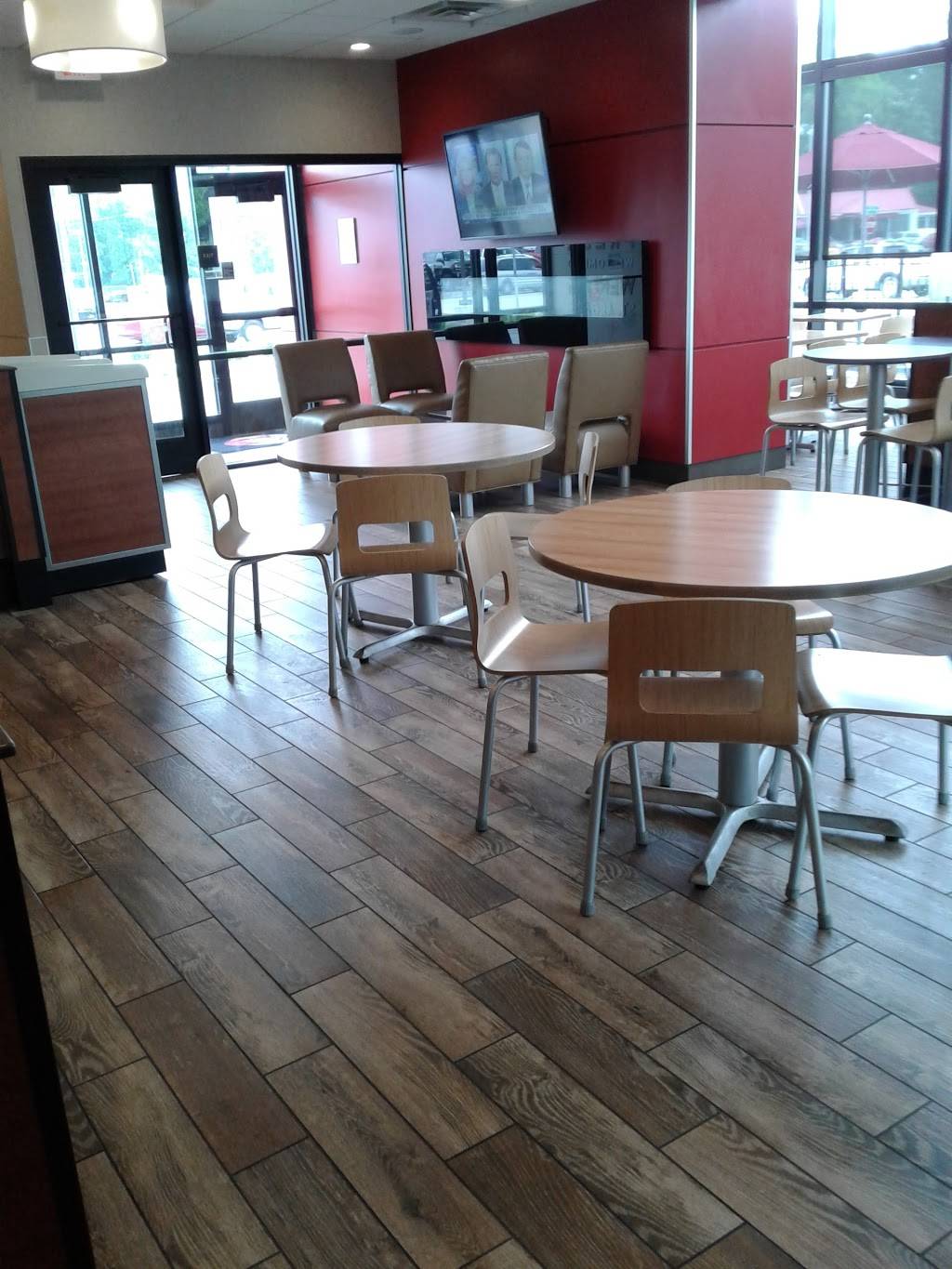 Wendys | restaurant | 517 W Maccorkle Ave, St Albans, WV 25177, USA | 3047229203 OR +1 304-722-9203