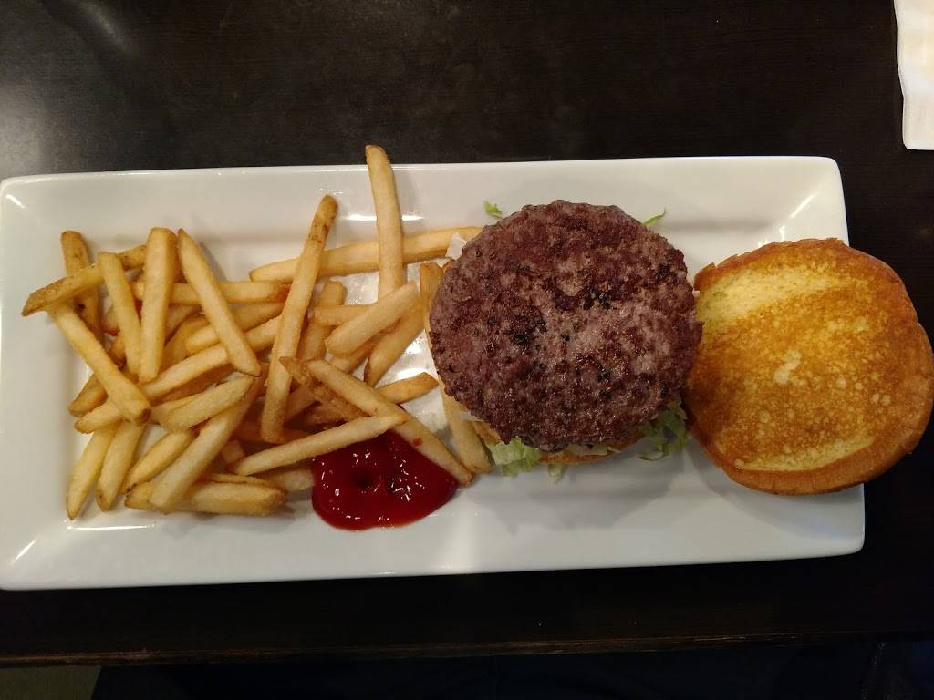 Ruby Tuesday | restaurant | Lakeforest Mall, 701 Russell Ave, Gaithersburg, MD 20877, USA | 3012162772 OR +1 301-216-2772