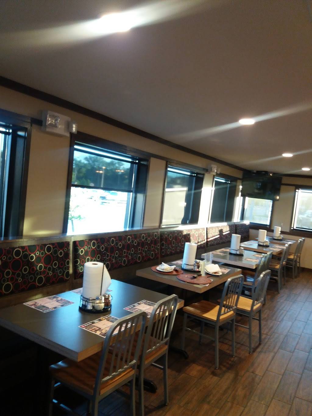 Pizza Hut | restaurant | 908 W Main St, Peru, IN 46970, USA | 7654735200 OR +1 765-473-5200