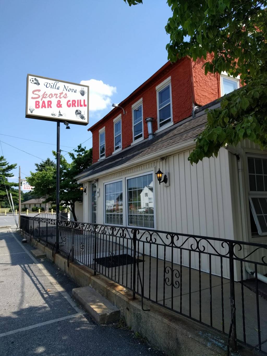 Villa Nova East | restaurant | 1310 Harrisburg Ave, Lancaster, PA 17603, USA | 7172994931 OR +1 717-299-4931