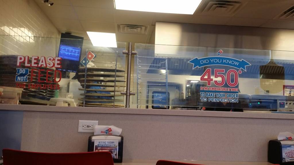 Dominos Pizza | meal delivery | 5400 Woodway Dr Ste D, Fort Worth, TX 76133, USA | 8174232828 OR +1 817-423-2828