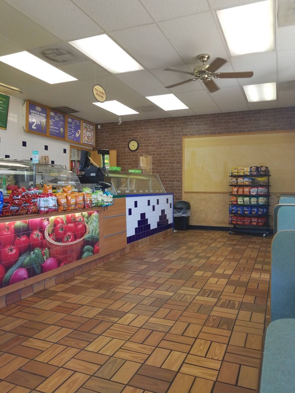 Subway | meal takeaway | 10780 M St, Omaha, NE 68127, USA | 4025936777 OR +1 402-593-6777