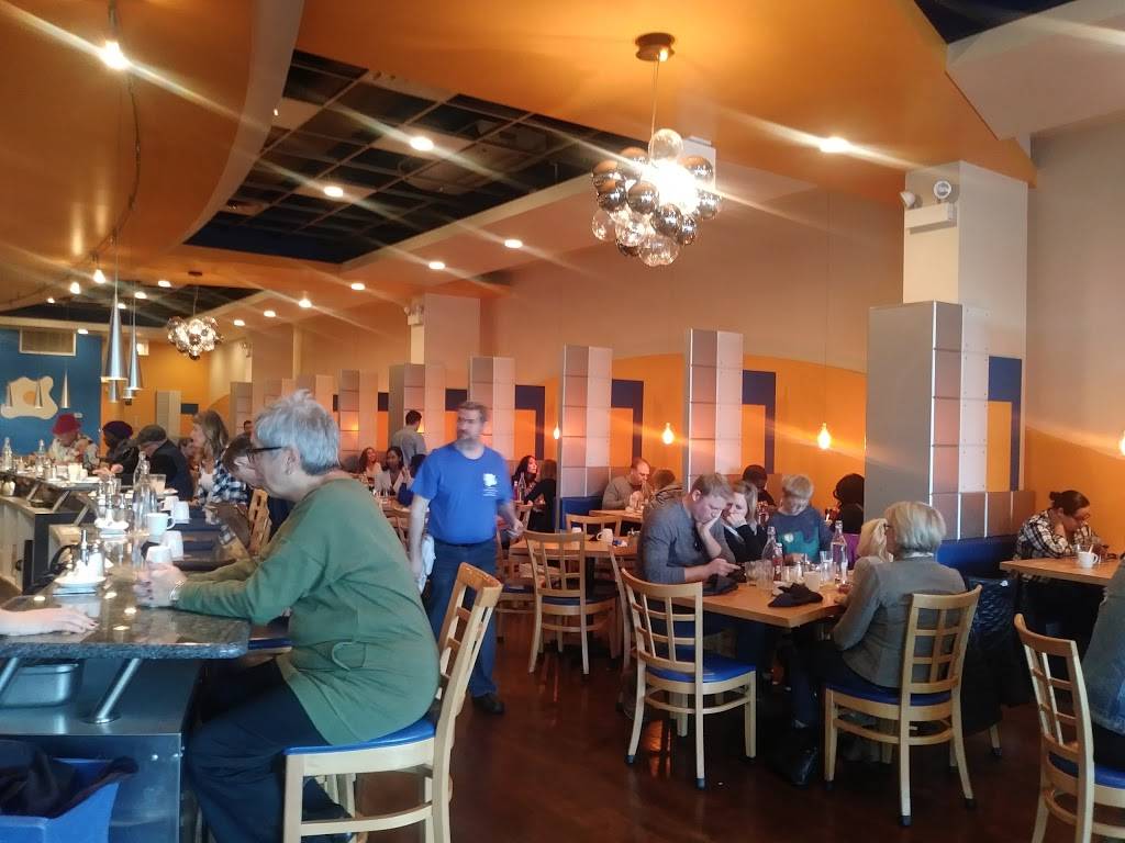 Yolk - South Loop | restaurant | 1120 S Michigan Ave, Chicago, IL 60605, USA | 3127899655 OR +1 312-789-9655