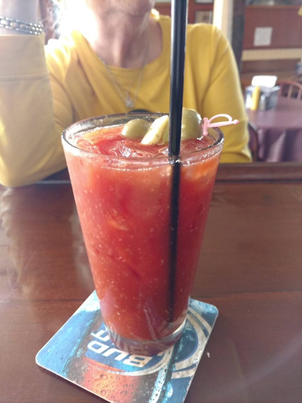 Little Bohemia | restaurant | 1317 3rd St SE, Cedar Rapids, IA 52401, USA | 3193666262 OR +1 319-366-6262