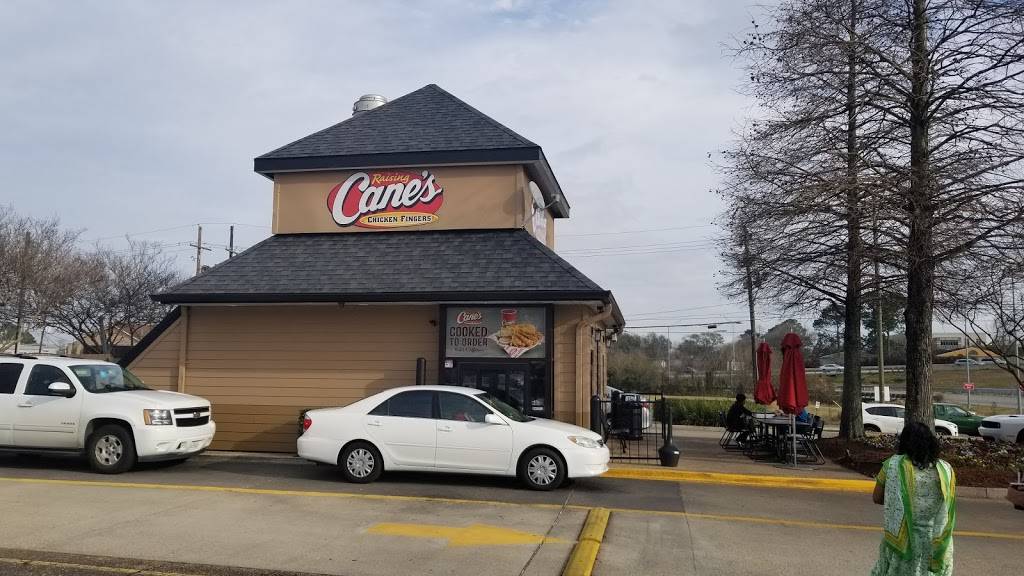 Raising Canes Chicken Fingers | meal takeaway | 3422 Drusilla Ln, Baton Rouge, LA 70809, USA | 2259247505 OR +1 225-924-7505