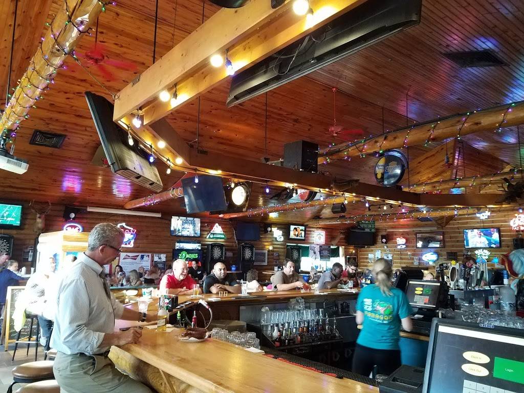 Club Paragon | restaurant | 3578 S 108th St, Greenfield, WI 53228, USA | 4145419270 OR +1 414-541-9270