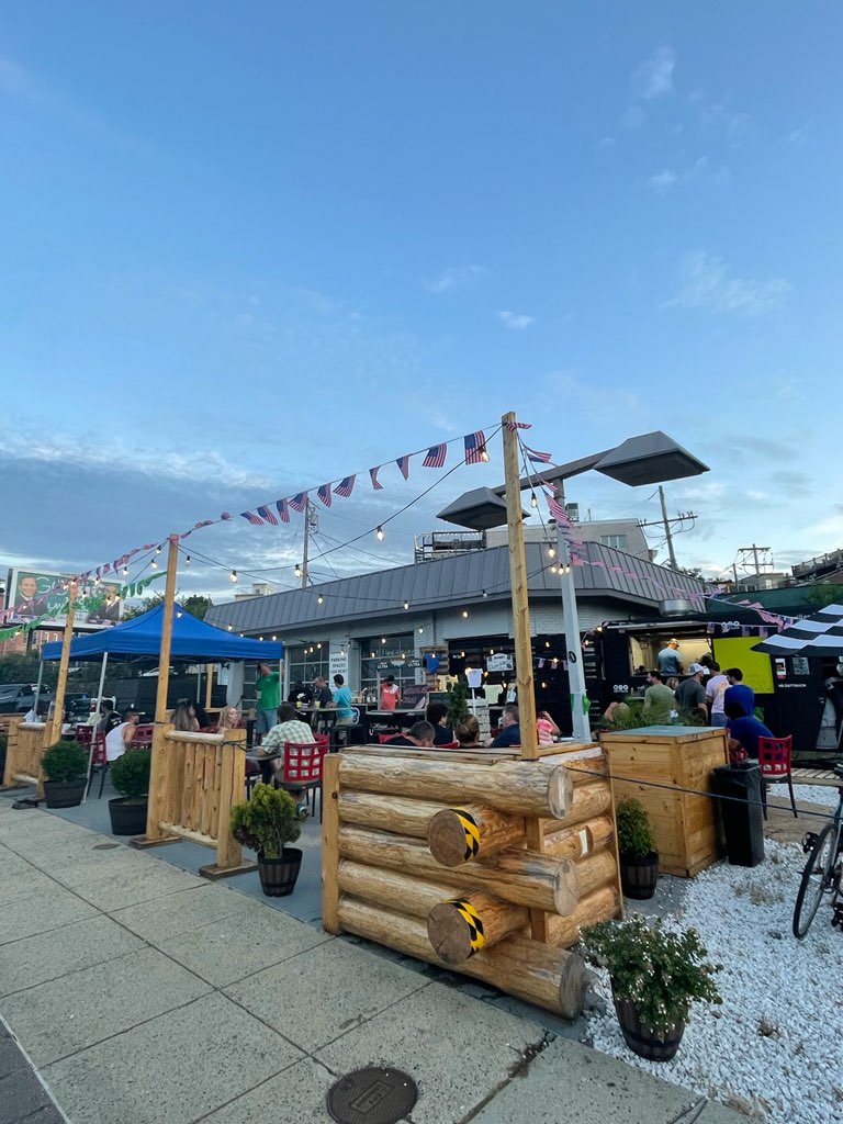 Barracudas Pop-Up | restaurant | 1302 Key Hwy, Baltimore, MD 21230, USA | 4108021134 OR +1 410-802-1134