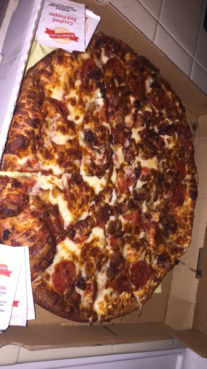 Famous Pizza | meal delivery | 14059 Victory Blvd, Van Nuys, CA 91401, USA | 8189011186 OR +1 818-901-1186