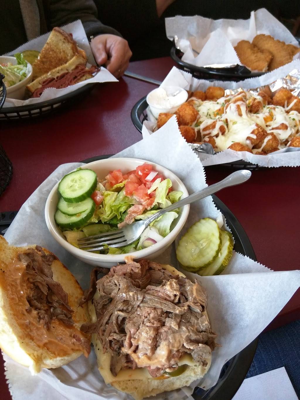 Third Street Retreat Eatery & Pub | cafe | 250 Rainbow Blvd, Niagara Falls, NY 14303, USA | 7163710760 OR +1 716-371-0760