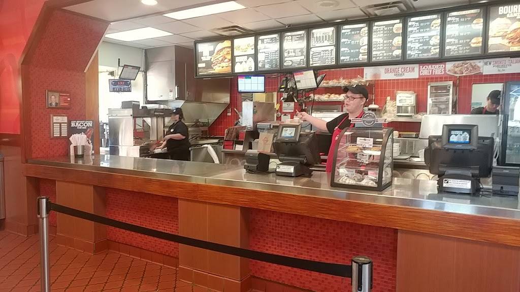 Arbys | restaurant | 4520 16th Ave, Moline, IL 61265, USA | 3097627389 OR +1 309-762-7389