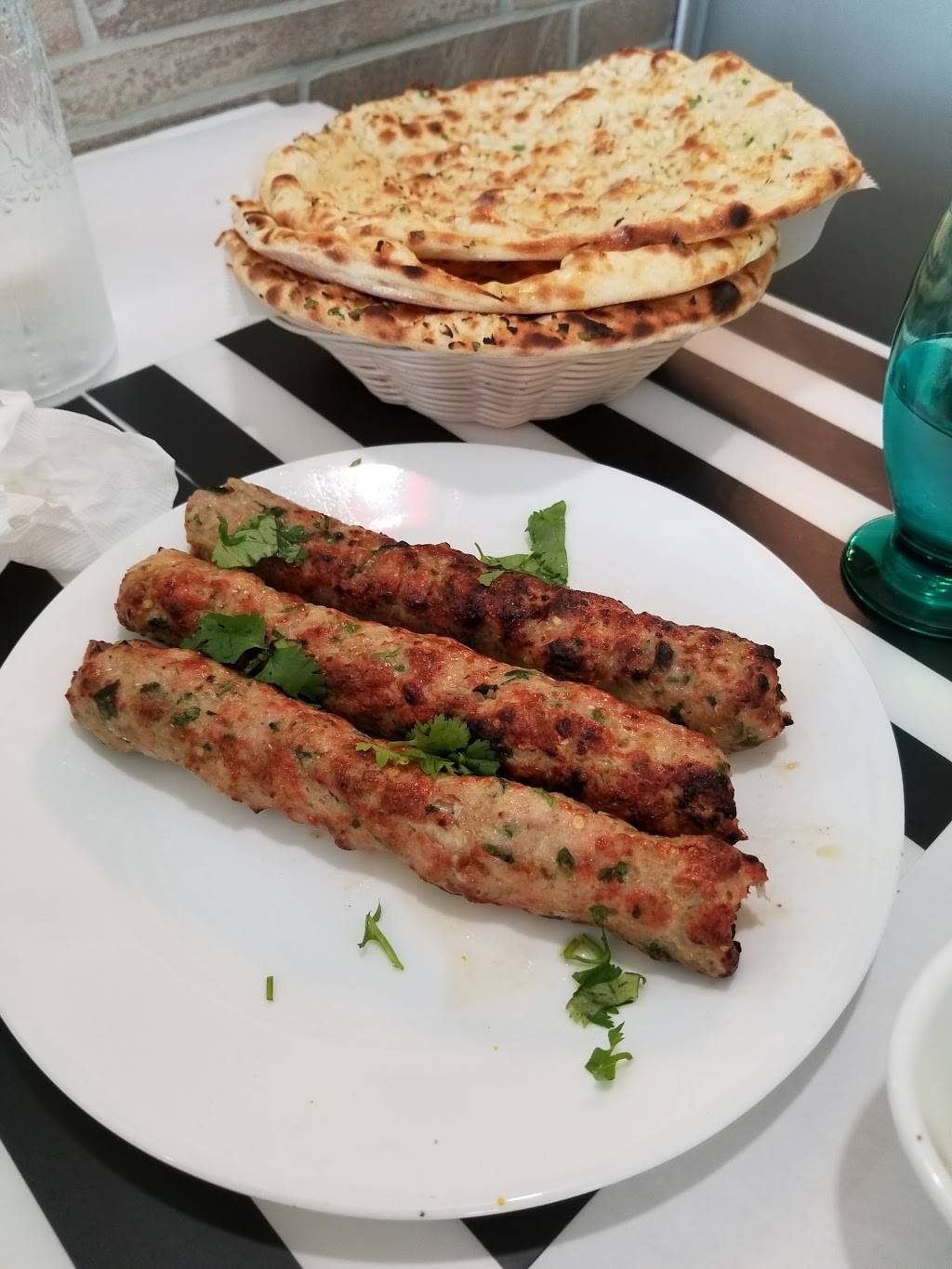 Spice Diner | restaurant | 217 Bethpage Rd #24, Hicksville, NY 11801, USA | 5168271124 OR +1 516-827-1124