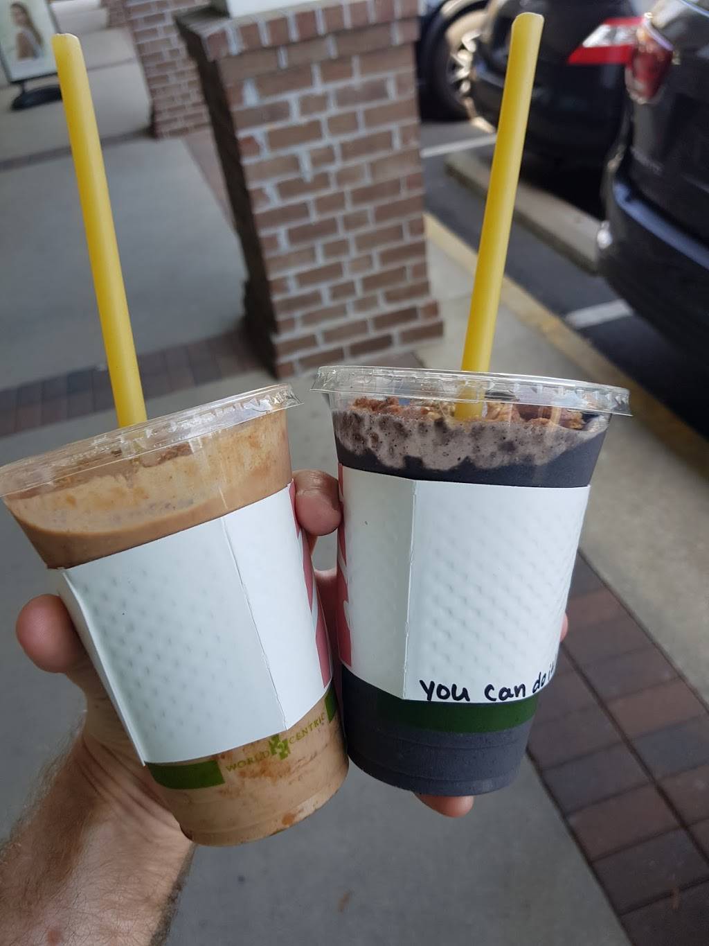 Hustle Smoothie Bar & Market | restaurant | were right next to sunglass hut!!!, 1240 Belk Dr Suite 100, Mt Pleasant, SC 29464, USA | 8438005122 OR +1 843-800-5122