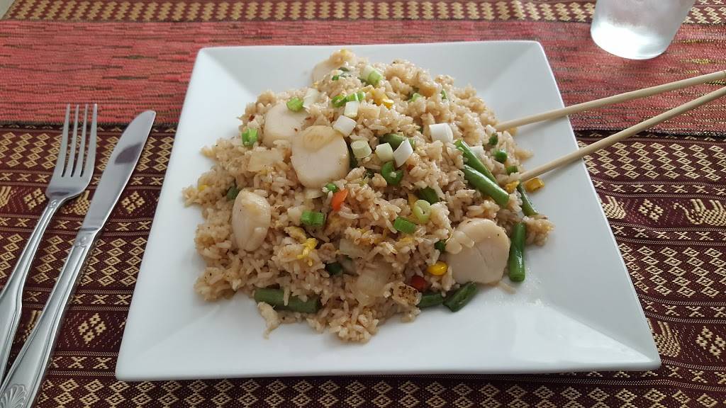 Friendly Thai Restaurant | restaurant | 110 Poquonnock Rd, Groton, CT 06340, USA | 8608650048 OR +1 860-865-0048