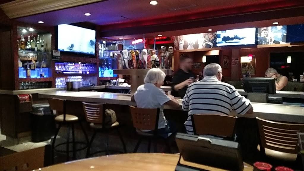 Applebees Grill + Bar | restaurant | 7441 W Newberry Rd, Gainesville, FL 32605, USA | 3523328877 OR +1 352-332-8877