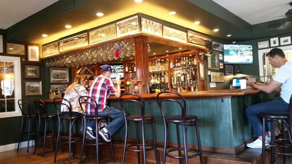 Brophys Tavern | restaurant | San Carlos St &, 4th Ave, Carmel-By-The-Sea, CA 93921, USA | 8315865566 OR +1 831-586-5566