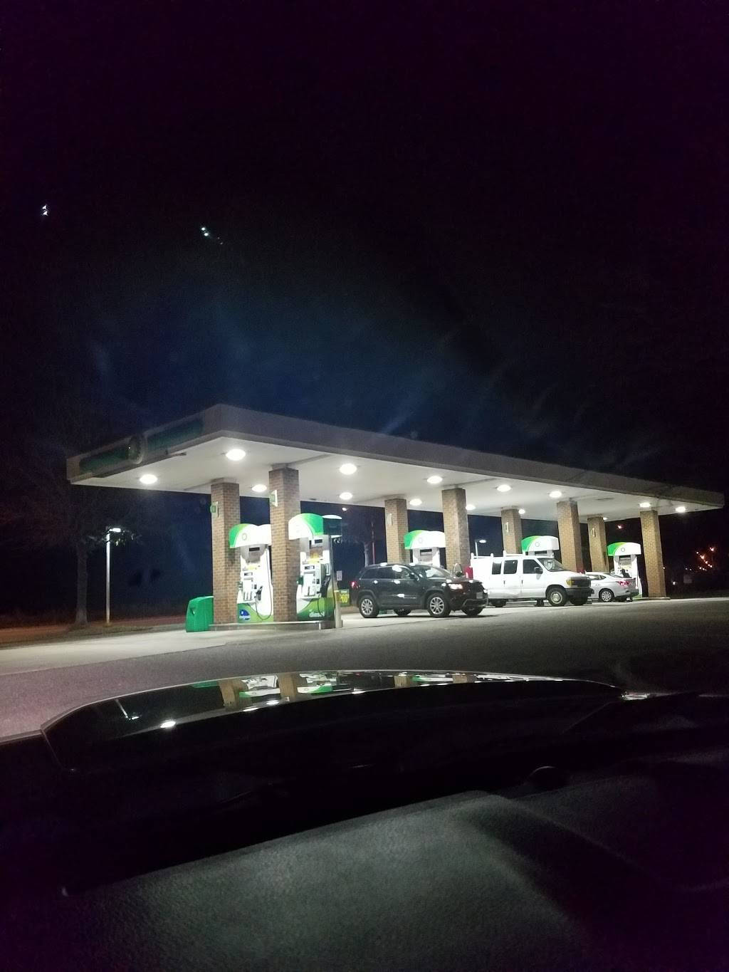 BP | restaurant | 1817 London Bridge Rd, Virginia Beach, VA 23453, USA | 7575630075 OR +1 757-563-0075