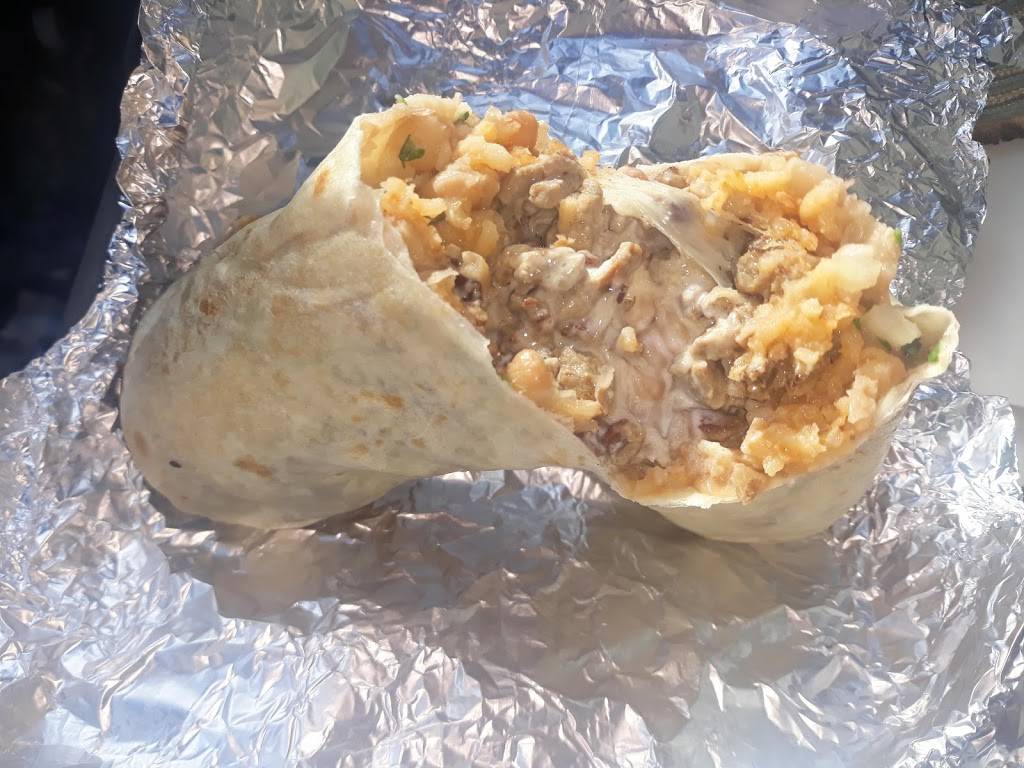 Taquizas El Primo | restaurant | 14666 Maricopa Hwy, Bakersfield, CA 93311, USA | 6614406888 OR +1 661-440-6888