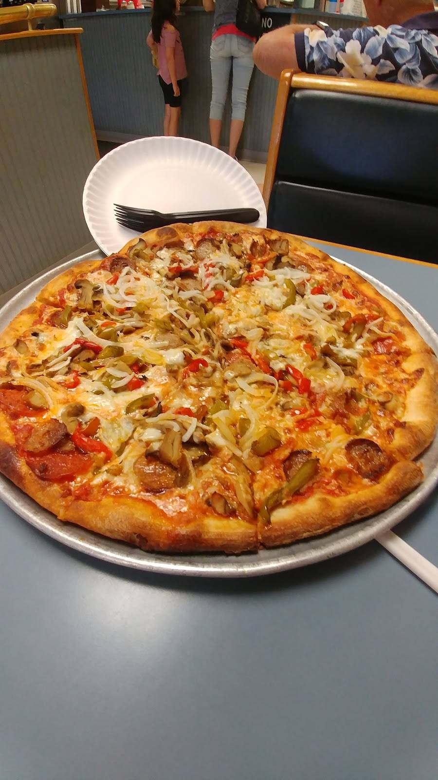 Ciros Pizza | restaurant | 901 W Broad St # B, Waynesboro, VA 22980, USA | 5409425169 OR +1 540-942-5169