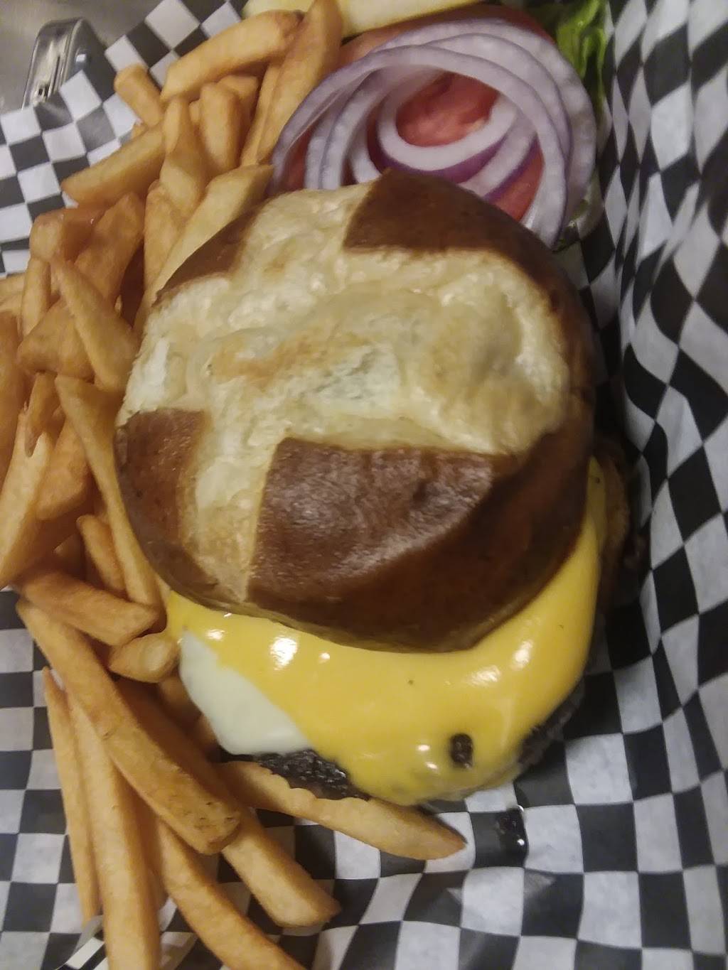 Great Times Bar & Grill | restaurant | 11220 Grand Ave, Melrose Park, IL 60164, USA | 7086955797 OR +1 708-695-5797