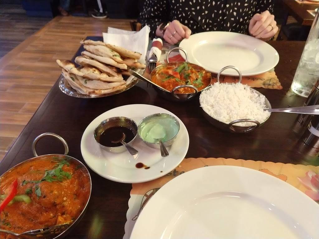 Curry Mango | restaurant | 6625 Florida Ave S, Lakeland, FL 33813, USA | 8639402275 OR +1 863-940-2275