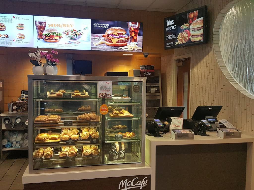 McDonalds | cafe | 2515 Ruelle Saint-Jacques, Boisbriand, QC J7H 0C2, Canada | 4504205662 OR +1 450-420-5662