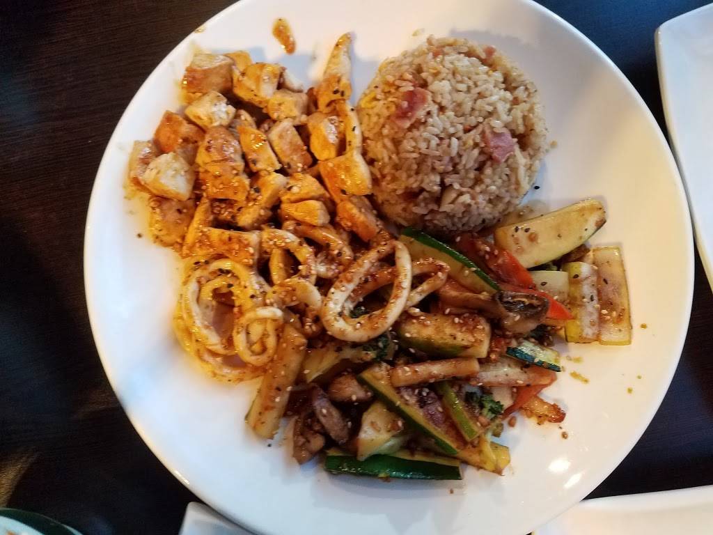 Sakura Japanese Steakhouse & Sushi | restaurant | 201 W Court St, Woodland, CA 95695, USA | 5306681998 OR +1 530-668-1998