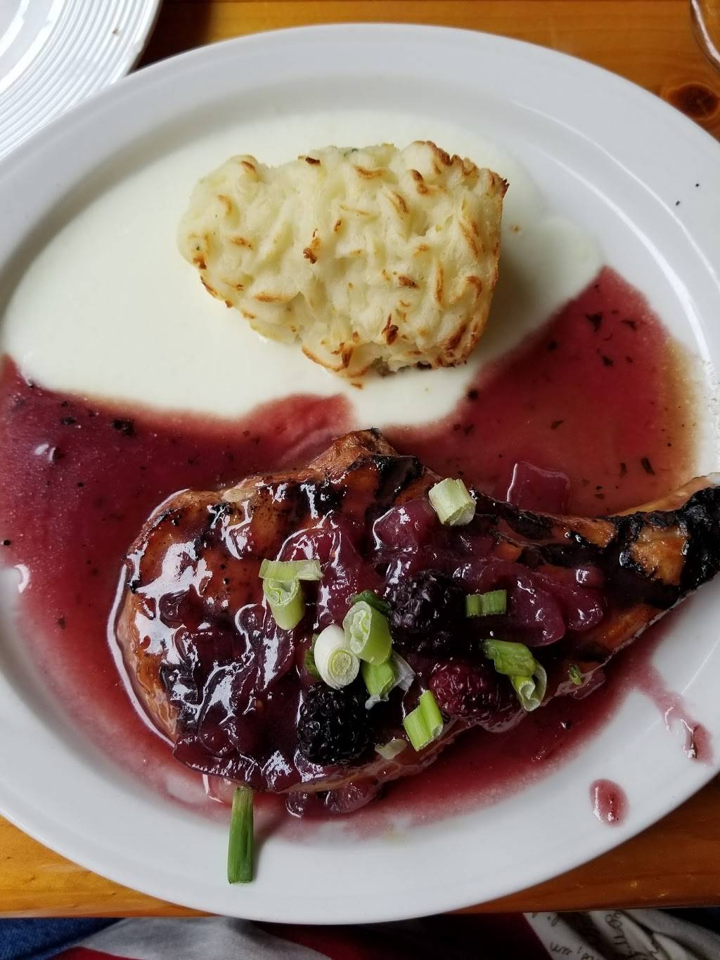 The 5 OClock Club | restaurant | 2639 7th St, Cumberland, WI 54829, USA | 7158222924 OR +1 715-822-2924