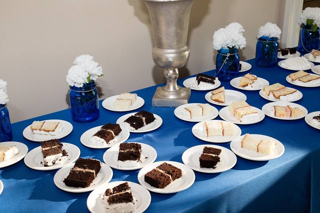 Scrumptious Crumbs | restaurant | 2991 Rockford Dr, Columbus, OH 43221, USA | 6145299223 OR +1 614-529-9223