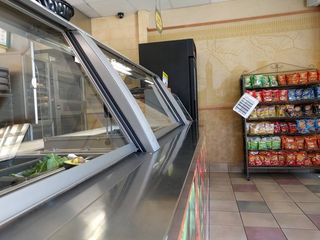 Subway Restaurants | restaurant | 550B, Gene Friend Way, San Francisco, CA 94158, USA | 4158650423 OR +1 415-865-0423