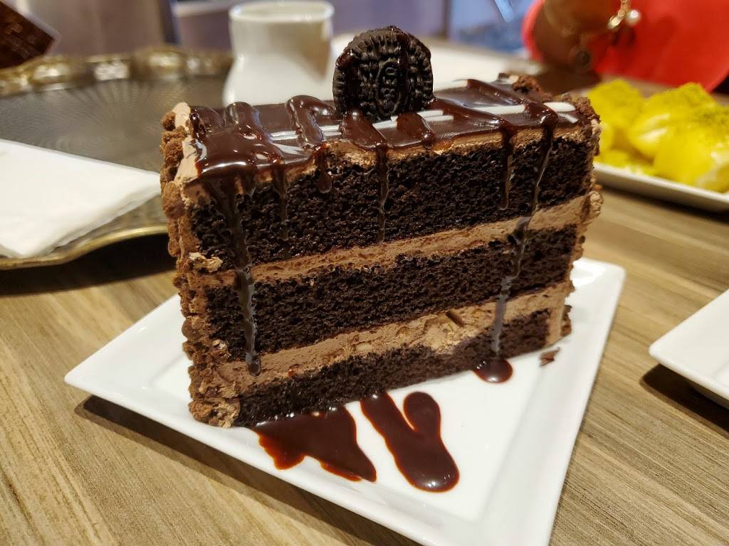 Crown Pastries | bakery | 5083 Dixie Rd d3, Mississauga, ON L4W 0E6, Canada | 9056022018 OR +1 905-602-2018