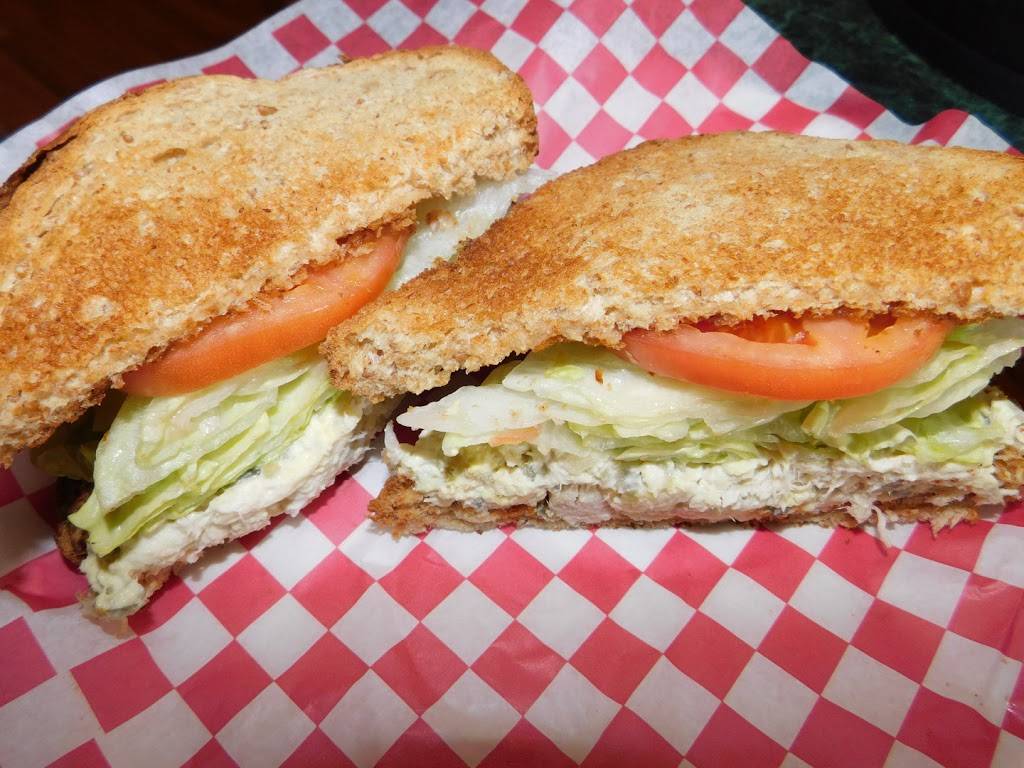 The Junction of Gowensville | restaurant | 5599 SC-14, Landrum, SC 29356, USA | 8644684675 OR +1 864-468-4675