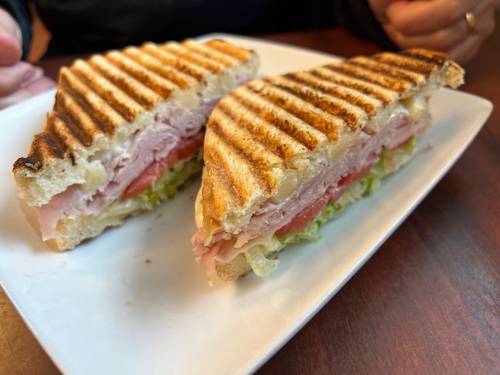 Garland Sandwich Shoppe | meal takeaway | 3903 N Madison St, Spokane, WA 99205, USA | 5093262405 OR +1 509-326-2405