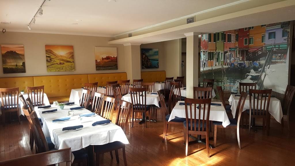 Matteos Italian Restaurant | restaurant | 8072 Columbia Rd, Olmsted Falls, OH 44138, USA | 4404275400 OR +1 440-427-5400