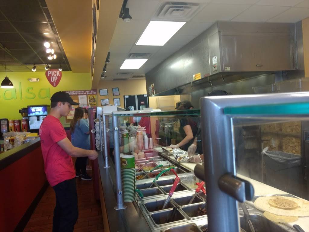 Moes Southwest Grill | restaurant | 270 Doug Baker Blvd, Birmingham, AL 35242, USA | 2054379998 OR +1 205-437-9998