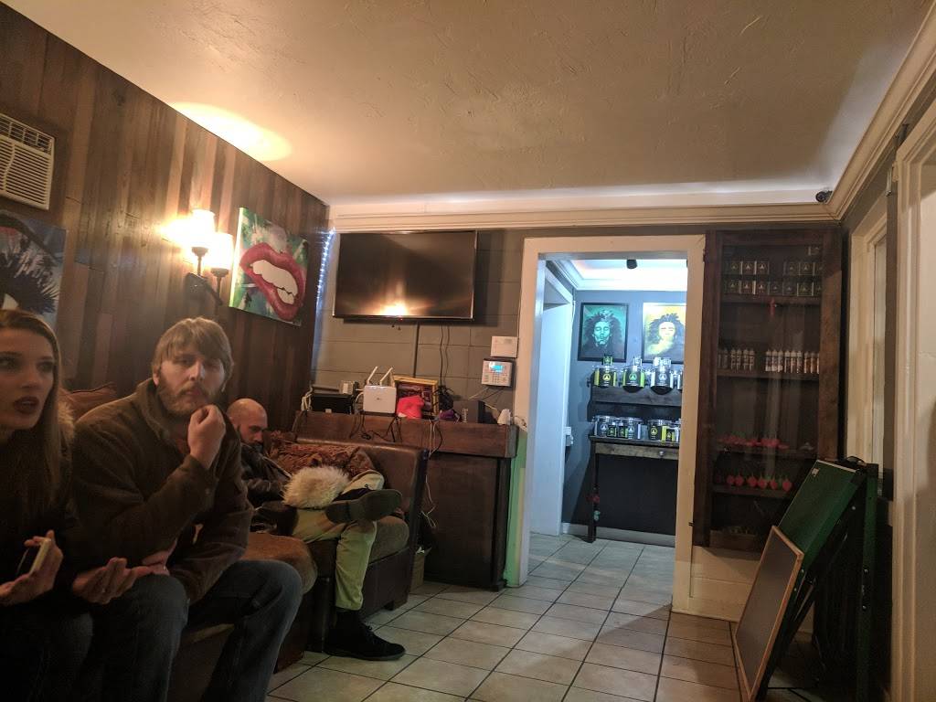 Steep Station | cafe | 2901 Central Ave, St. Petersburg, FL 33713, USA | 7279548108 OR +1 727-954-8108