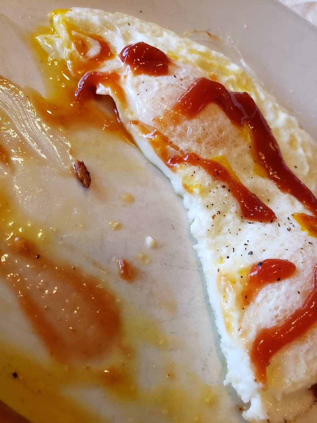 Sunset Grill | restaurant | 185 Consumers Dr, Whitby, ON L1N 1C4, Canada | 9056650030 OR +1 905-665-0030