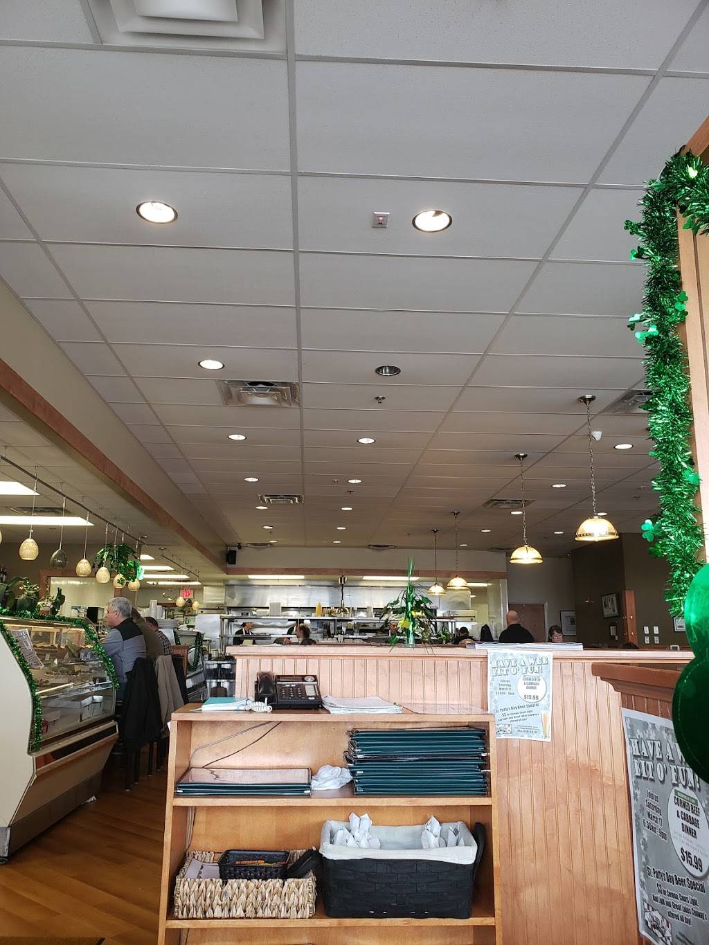 Chicago Deli & Restaurant | restaurant | 34390 Aurora Rd, Solon, OH 44139, USA | 4402488018 OR +1 440-248-8018