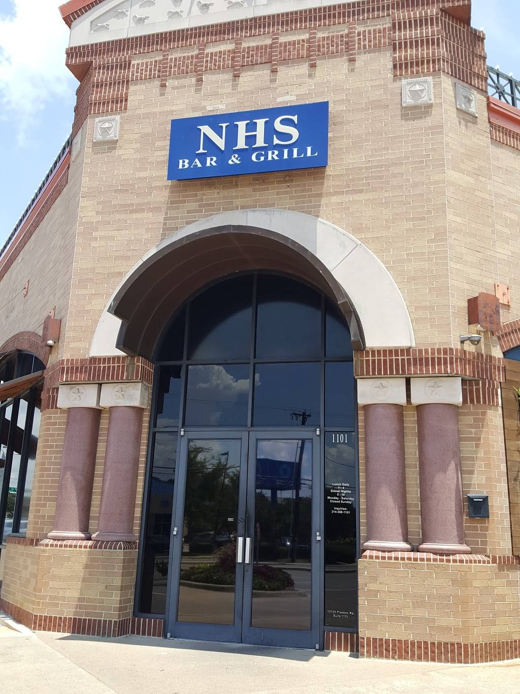 Neighborhood Services Bar Room & Broiler | restaurant | 10720 Preston Rd, Dallas, TX 75230, USA | 2143681101 OR +1 214-368-1101