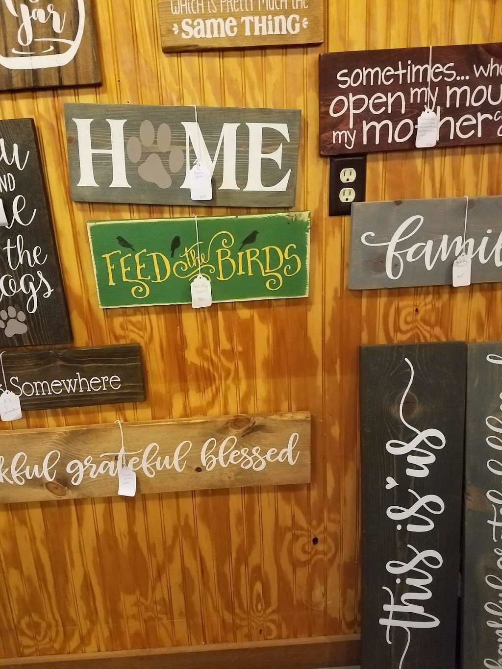 Go Gourmet Grocery | restaurant | 212 W Main St, Drakesville, IA 52552, USA | 6417223140 OR +1 641-722-3140