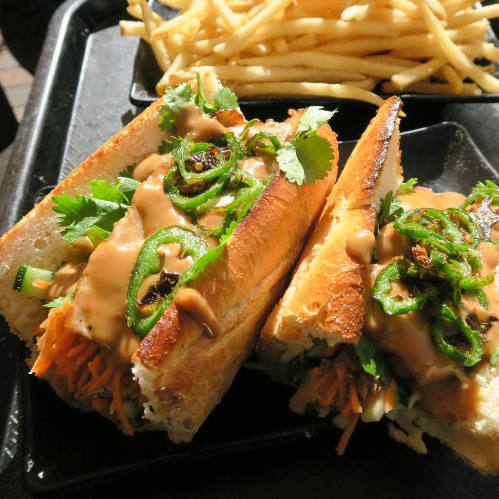 Sawleaf Vietnamese Cafe | restaurant | 13786 Jamboree Rd C, Irvine, CA 92602, USA | 7144179028 OR +1 714-417-9028