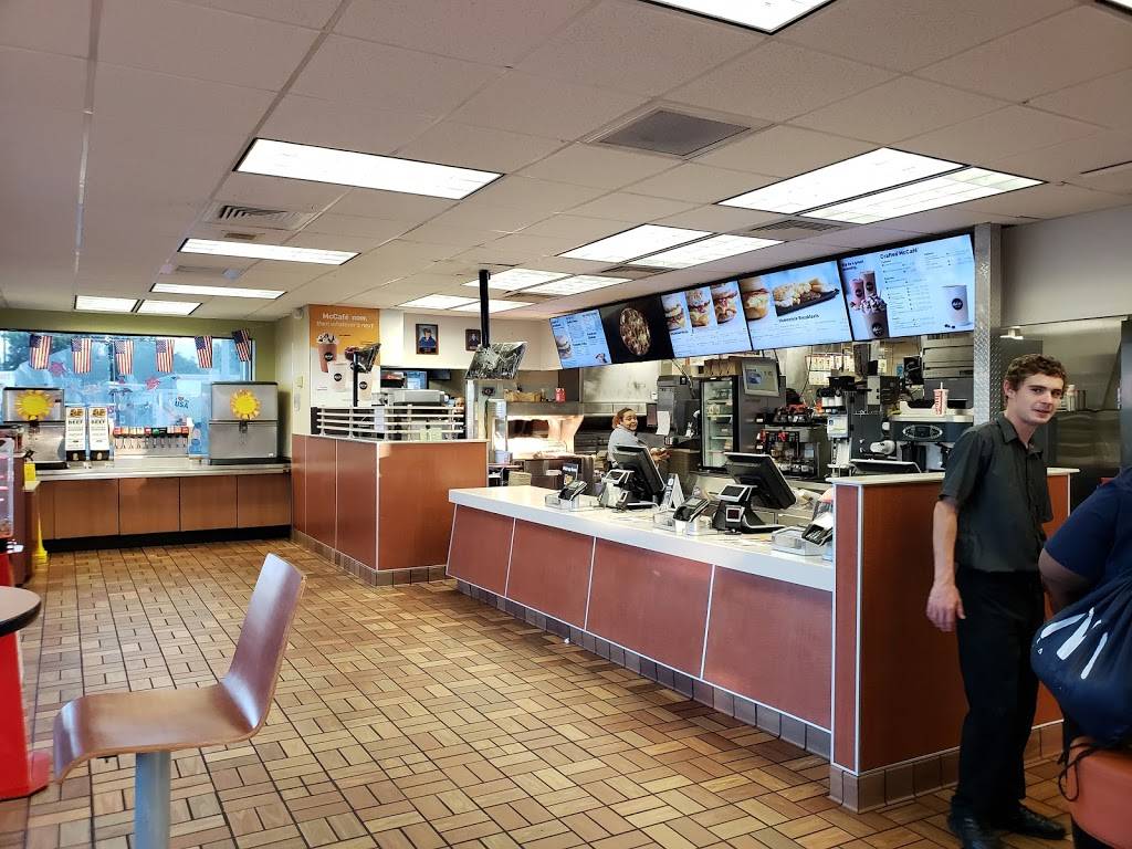 McDonalds | cafe | 5111 Gulfport Blvd S, Gulfport, FL 33707, USA | 7273237911 OR +1 727-323-7911