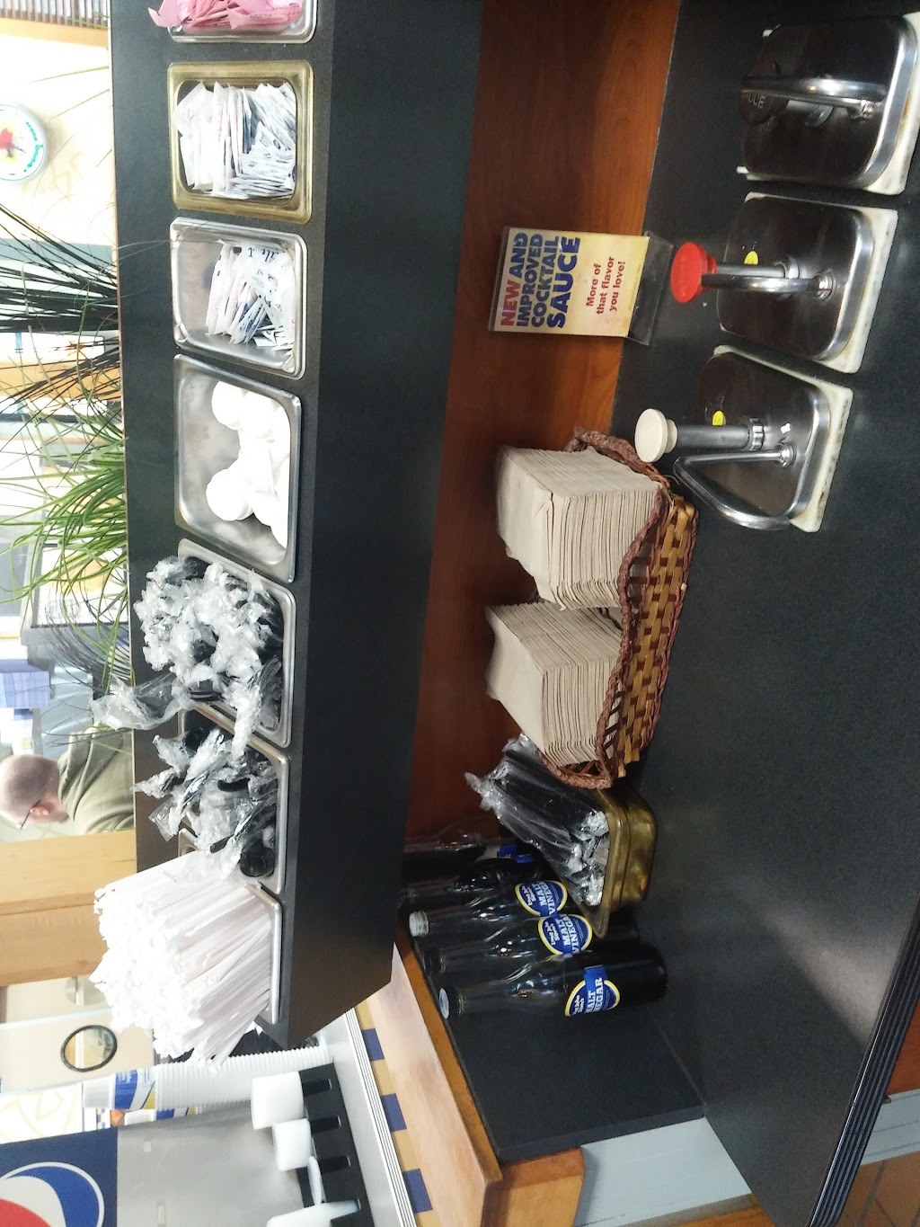 Long John Silvers | restaurant | 1304 S Breiel Blvd, Middletown, OH 45044, USA | 5134222859 OR +1 513-422-2859