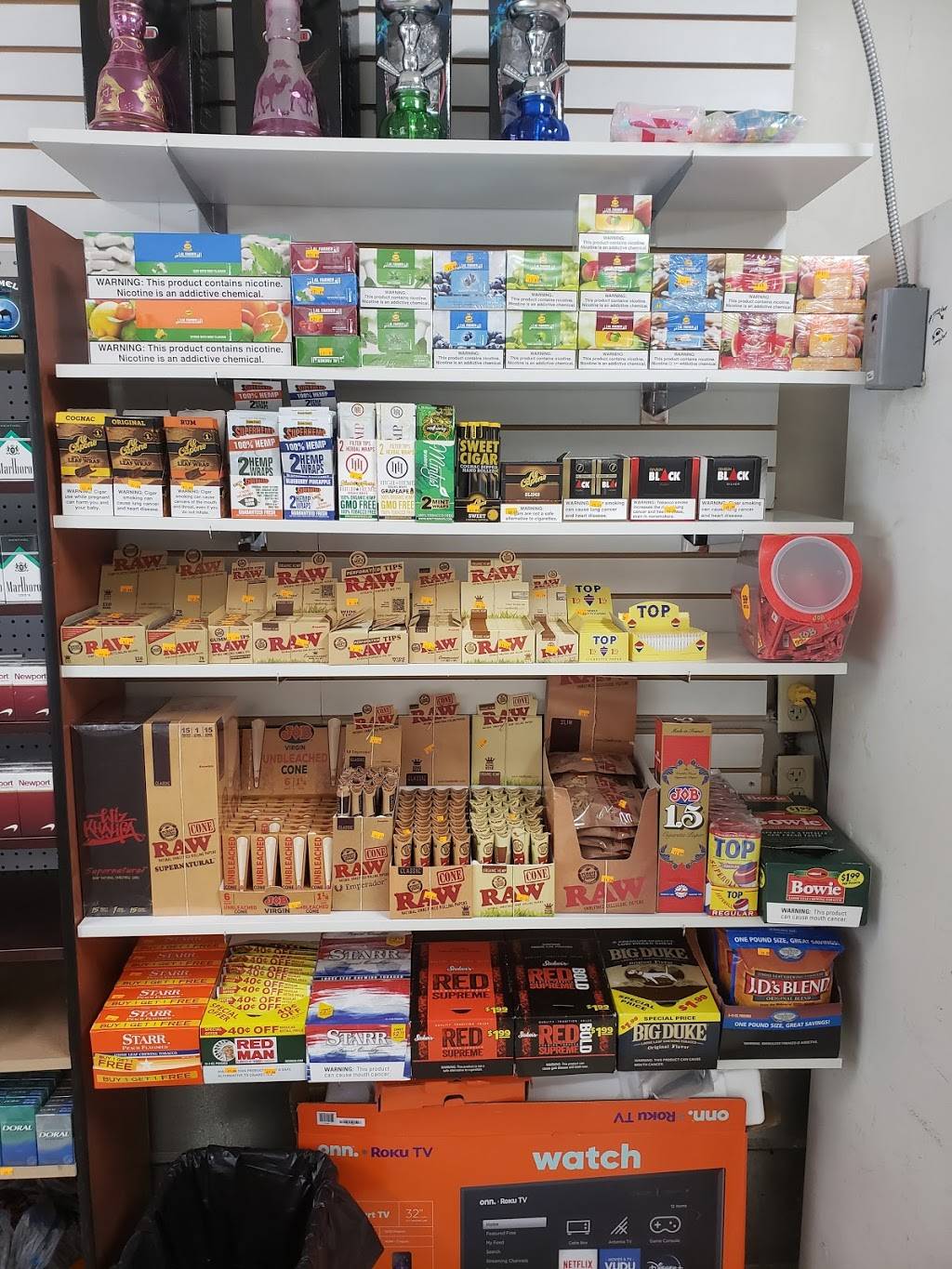 Asheboro deli & grocery | restaurant | 1113 N Fayetteville St, Asheboro, NC 27203, USA | 3365219035 OR +1 336-521-9035