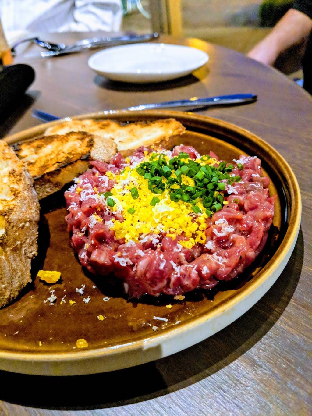 crudo nudo | restaurant | 727 W 21st St, Norfolk, VA 23517, USA | 7573516080 OR +1 757-351-6080